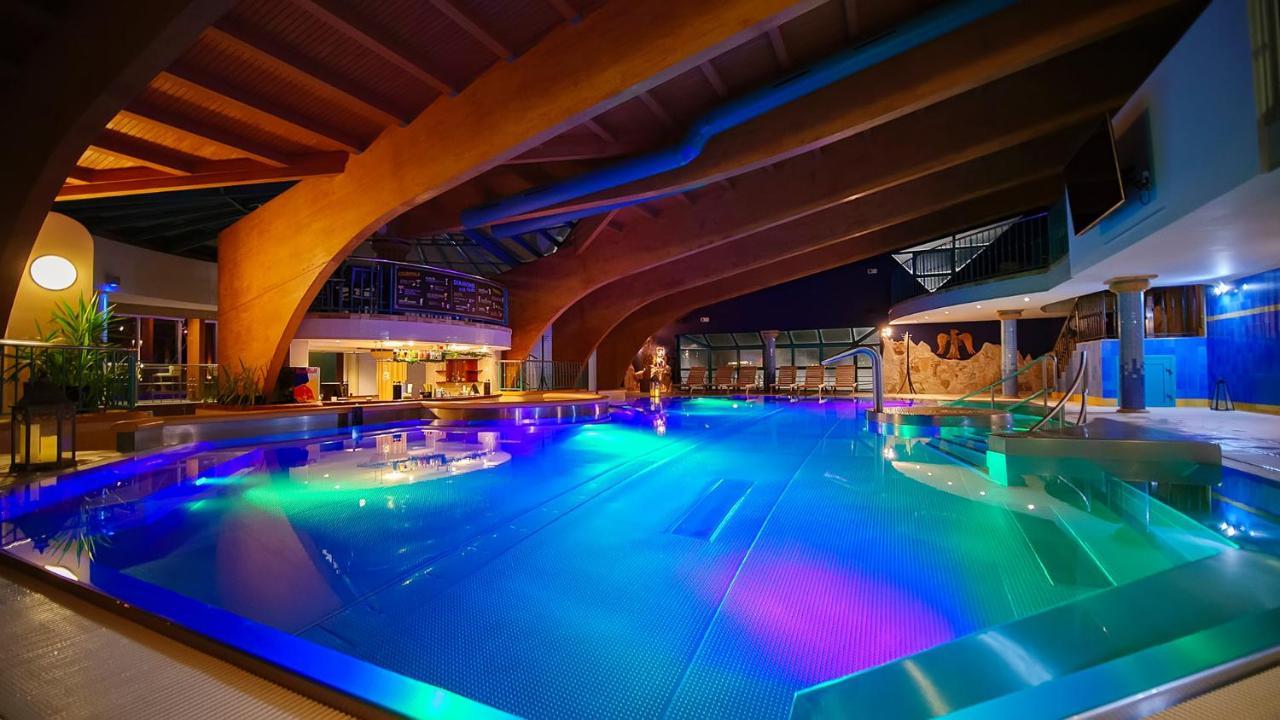 Hotel Aquacity Riverside Poprad Exterior foto