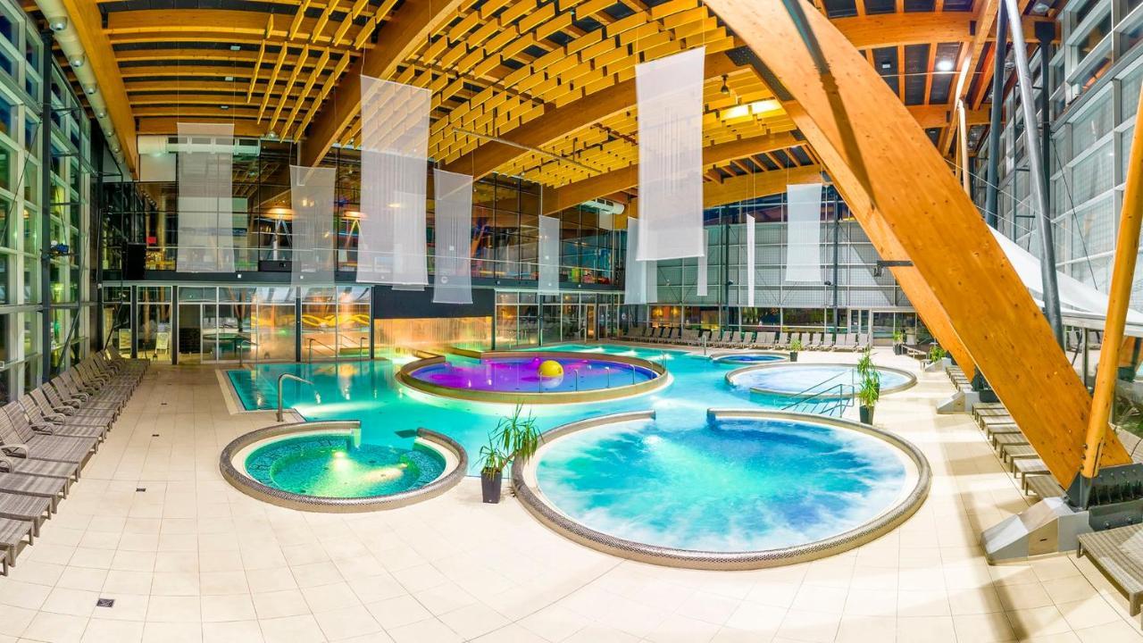 Hotel Aquacity Riverside Poprad Exterior foto
