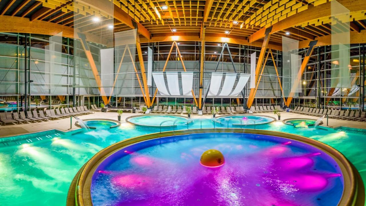 Hotel Aquacity Riverside Poprad Exterior foto